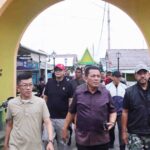 Gubernur Bersama Pj. Walikota dan Forkopimda Gotong Royong Bersihkan Pulau Penyengat dan Pesisir Kota