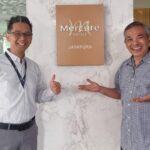 Penuhi Janji, Dr Aqua Dwipayana Silaturahim dengan GM Hotel Mercure Jayapura Andreas Riyadi