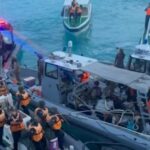 Bentrok, Kapal Penjaga Pantai China Tabrak Perahu Karet Angkatan Laut Filipina