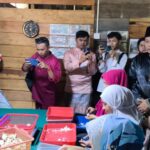 Home Industri Kepiting Rajungan Di Kampung Sebala, Ditinjau langsung Oleh Bupati dan Kepala OPD