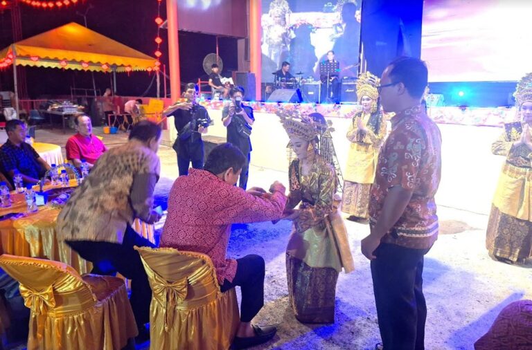 Masyarakat Tionghoa Bintan Utara Gelar Festival Kue Bulan di Vihara Dharma Shanti Tanjunguban