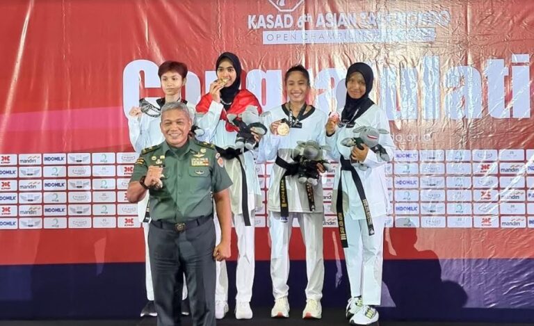 Winda dan Wendy dari Club CTC Batam Raih Medali di Kasad 6th Asian Taekwondo Open Championships 2024