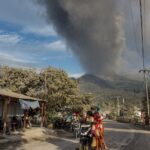 Empat Bandara Tutup, Bantuan Logistik ke Flores Timur Lewat Laut dan Darat