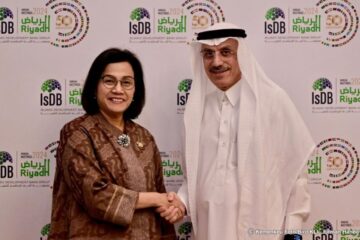 Menkeu Sri Mulyani Hadiri Retret Gubernur IsDB Bahas Kerangka Strategis 2025-2035