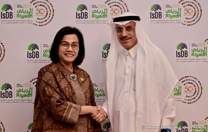 Menkeu Sri Mulyani Hadiri Retret Gubernur IsDB Bahas Kerangka Strategis 2025-2035