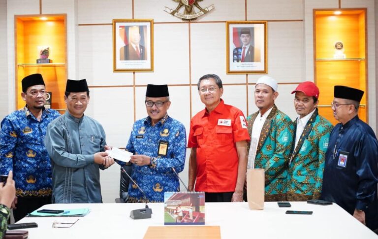 PMI Kota Batam Terima Donasi Rp111 Juta, Targetkan Rp2 Miliar untuk Aksi Kemanusiaan 2024