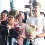 Wamenpar, Gubernur Kepri dan Bupati Bintan Sambut Wisman Perdana 2025 di Lagoi