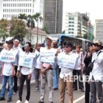 Tunjangan Kinerja Tak Dibayar, Ratusan Dosen Turun Aksi ke Jalan