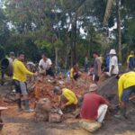 Pemdes Bukit Harapan Manfaatkan Dana Desa untuk Pembangunan Jalan Semenisasi di Dusun Limbung
