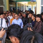 Mendiktisaintek Brian Yuliarto Didampingi Gubernur Ansar Tinjau UTBK UMRAH