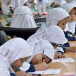 DPR Siapkan Aturan Baru soal Pendidikan Gratis dalam RUU Sisdiknas