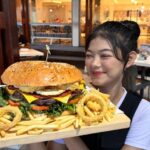 HARRIS Resort Waterfront Batam Luncurkan ‘Jumbo Sharing Plates’, Sensasi Kuliner Spektakuler!