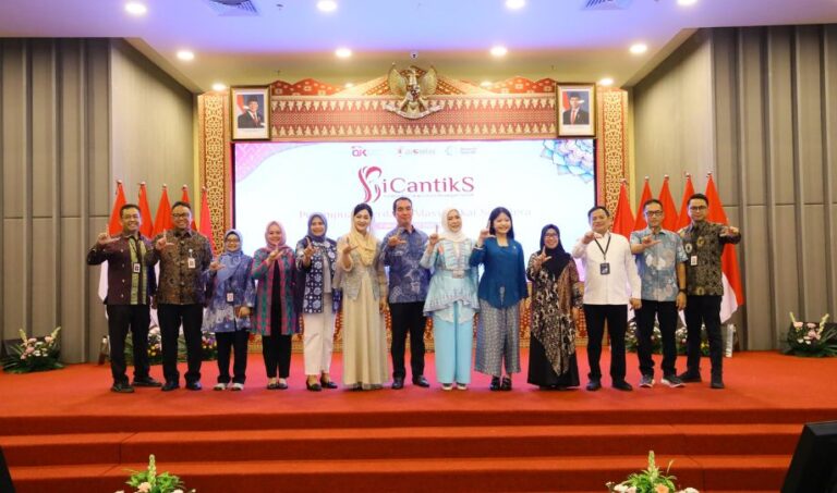 SICANTIKS, Upaya OJK Libatkan Perempuan dalam Literasi Keuangan Syariah