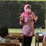 Guru Honorer KBB Ancam Mogok Mengajar Sebulan, Desak Kepastian Status dan Upah Layak