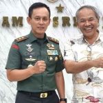 Ketika Pangdam II/Sriwijaya Mayjen Ujang Meminta Dr Aqua Dwipayana Berbagi Ilmu