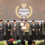 Amsakar Achmad Raih Penghargaan BAZNAS Award 2025, Komitmen Dukung Gerakan Zakat Nasional