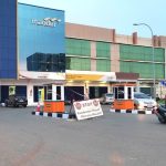 Warga Menolak, Developer PT PJA Tetap Pasang Portal Parkir Grand Niaga Mas