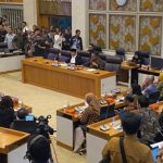 Sholawat Santri Lirboyo Menggema di Ruang Wakil Rakyat