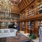 Kebiasaan Unik BJ Habibie Diceritakan dalam Tur Wisma Habibie-Ainun