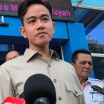 Pendidikan Gibran Dipersoalkan: Ijazah SMA Dipertanyakan, Status Sarjana Ditegaskan