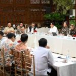 Presiden Prabowo Pimpin Pertemuan di Kertanegara, Bahas Stimulus Ekonomi dan Stabilitas Keuangan Nasional