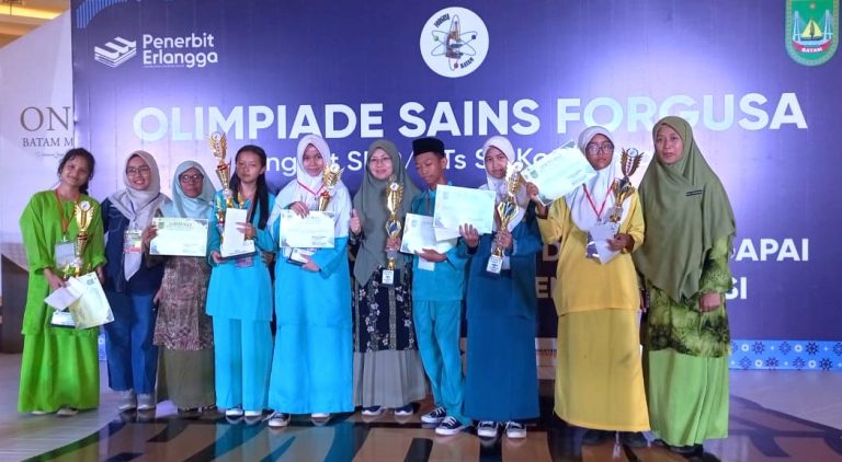 Siswi SMPN 1 Batam Raih Juara II Olimpiade Sains: Bukti Anak Hinterland Mampu Bersaing