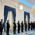 Prabowo Resmi Lantik Sepuluh Anggota Tim Reformasi Polri di Istana