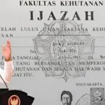 Polisi Ditantang Beberkan Barang Bukti Kasus Ijazah Jokowi Saat Gelar Perkara
