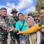 ICMI Serahkan Perangkat Satelit Starlink Kepada TNI Usai Perjalanan Berat Ke Bener Meriah