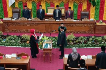 Muhammad Yunus Muda Resmi Dilantik sebagai Wakil Ketua III DPRD Batam Sisa Masa Jabatan 2024–2029