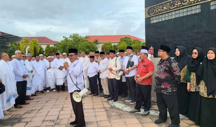 695 Calon Jemaah Haji Ikuti Gladi Posko Dan Simulasi Di Asrama Haji 695 Calon Jemaah Haji Ikuti Gladi Posko Dan Simulasi Di Asrama Haji