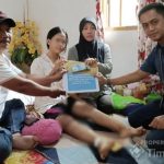 PT Timah Bantu Pengobatan Warga Desa Gemuruh Karimun Dirujuk ke Batam