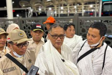 Pastikan Layanan Optimal, Menhaj Tinjau Pos Petugas di Masjidil Haram dan Terminal Syib Amir