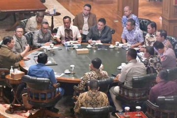 Prabowo Subianto Gelar Ratas di Hambalang, Bahas Isu Strategis Nasional hingga Pendidikan dan Aspirasi Pekerja