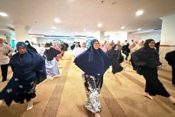 Jelang Puncak Haji, Jemaah Indonesia Antusias Ikuti Senam Pagi di Makkah