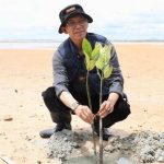 Aksi Menyelamatkan Bumi, Wali Kota bersama Mahasiswa Batam Tanam 2.000 Mangrove