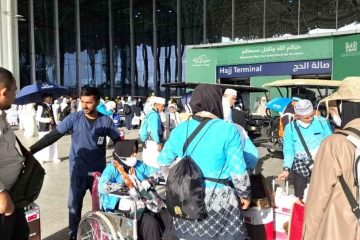 Kemenhaj Kawal Kepulangan Jemaah dari Tanah Suci, Air Zamzam Didistribusikan di Tanah Air