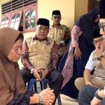 Nek Sania. Pulang Haji, Tapi Masih Berhutang