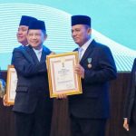 Gubernur Ansar Ahmad Terima Satyalancana Wira Karya dari Presiden RI, Berkontribusi Nyata di Bidang Kelautan dan Perikanan