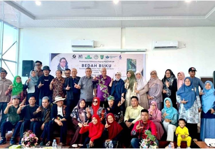 Hangat, Bedah Novel Sejarah Rida K. Liamsi di Pekanbaru