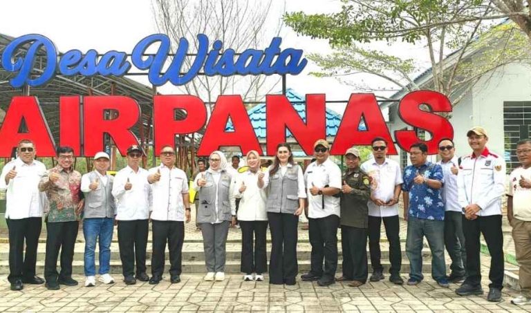 Komisi IX DPR RI Bahas Penguatan Program Kesehatan dan Ketenagakerjaan di Karimun