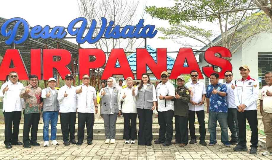 Komisi IX DPR RI Bahas Penguatan Program Kesehatan dan Ketenagakerjaan di Karimun