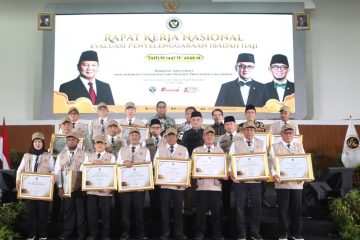 Provinsi Kepri Terima Penghargaan Kemenhaj RI Atas Serapan Kuota Haji Tertinggi 2026
