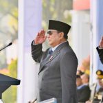 Hari Bhayangkara Ke-80, Prabowo Tegaskan Hukum Harus Tegak dan Berkeadilan