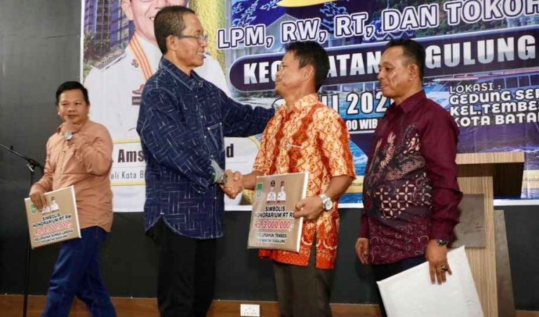 Amsakar Perkuat Peran RT, RW, dan LPM sebagai Penghubung Pemerintah dan Masyarakat