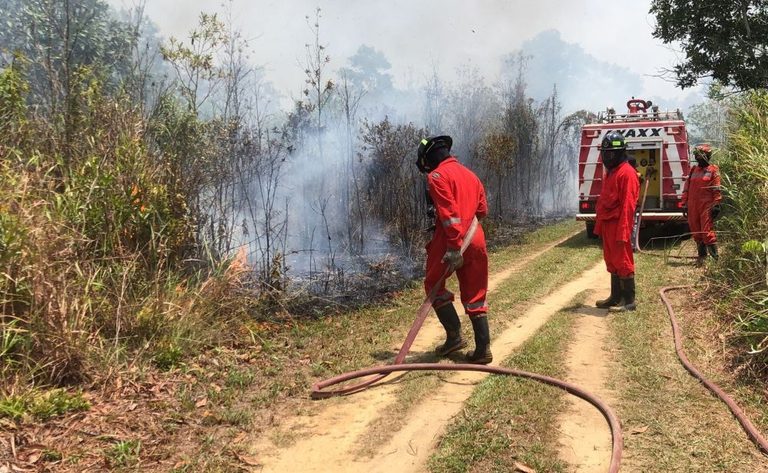 Tajuk J5NEWSROOM.COM: Jangan Biarkan Silaturahmi dengan Singapura dan Malaysia Rusak Gegara Karhutla