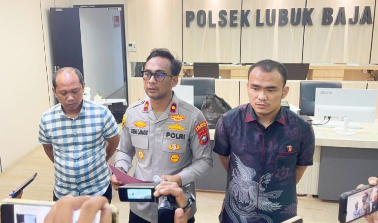 Polsek Lubuk Baja Amankan Dua Tersangka dan 74 Cartridge Vape Diduga Mengandung Etomidate