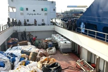 Tim Gabungan Polda Kepri, BNN dan Bea Cukai Amankan Kapal Diduga Bawa 2,6 Ton Methamphetamine Cair