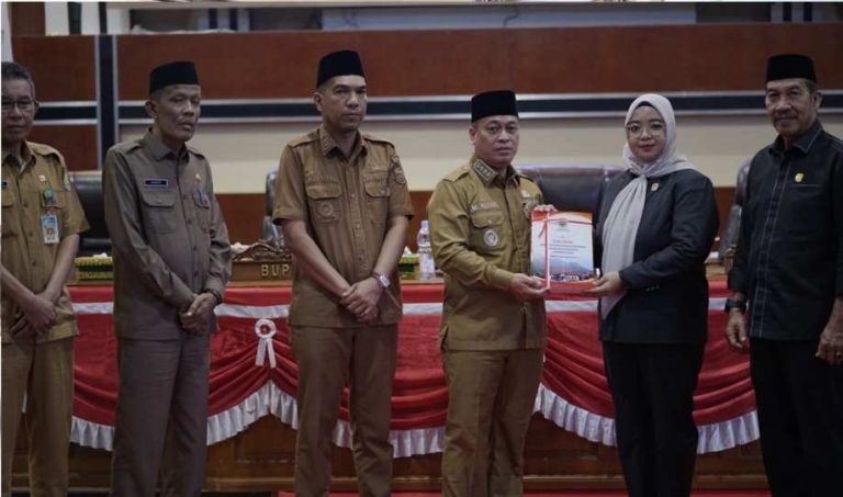 Bupati Lingga Sampaikan Pengantar KUA-PPAS APBD 2027, Fokus pada Penguatan Fiskal dan Belanja Berkualitas