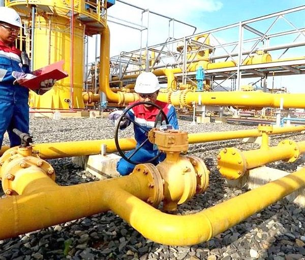 Tajuk J5NEWSROOM.COM: Gas Batam Dibatasi, Saatnya Merawat Investor